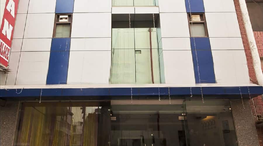 AirportHotel Noratan Palace By RoomsInc, New Delhi 1